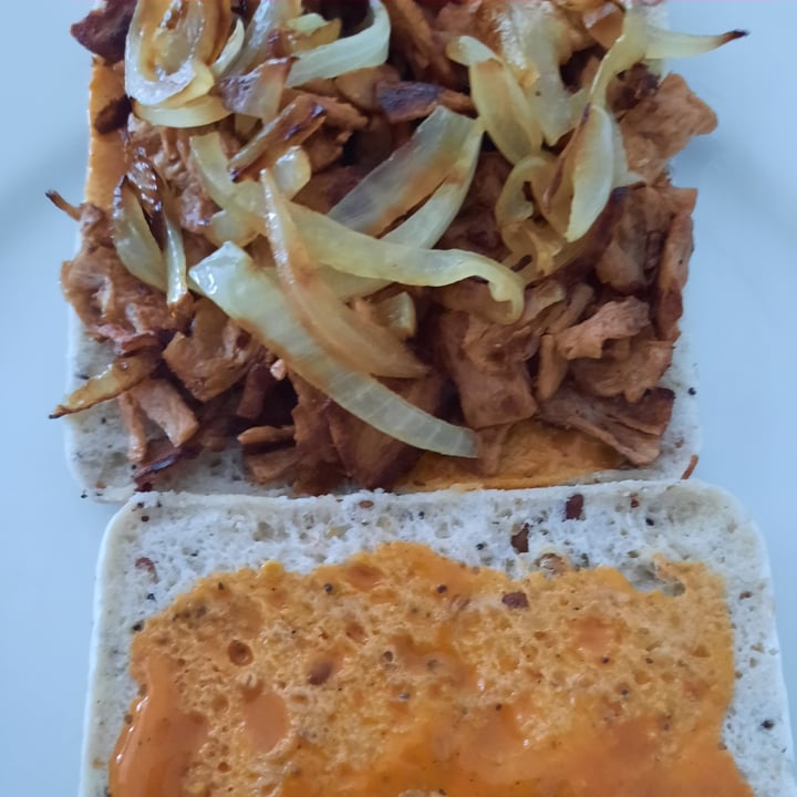 review photo of Oumph! Oumph Smokey Bits shared by @anushanagesar on 05 Feb 2022 - review