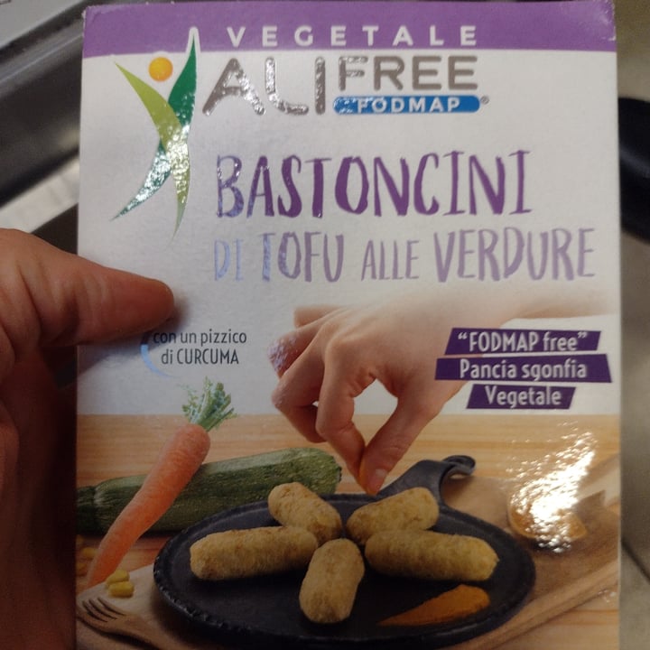 photo of Alifree Bastoncini di tofu alle verdure shared by @jul97 on  02 May 2021 - review