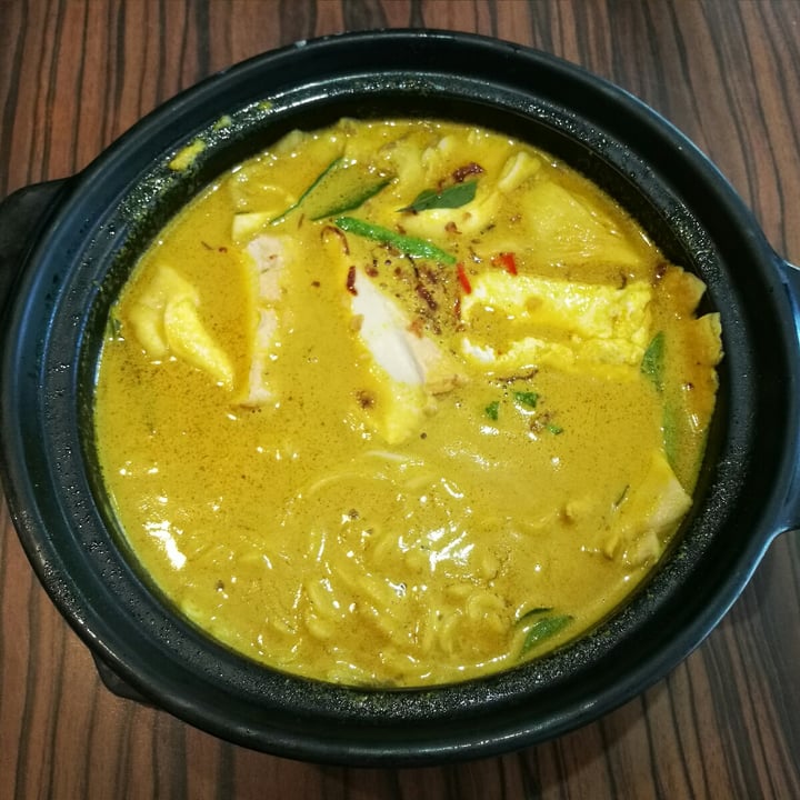 review photo of Tian Yian Cafe & Restaurant @ Taman Miharja Yellow Curry Noodles Pot shared by @lvchang84 on 01 Sep 2020 - review