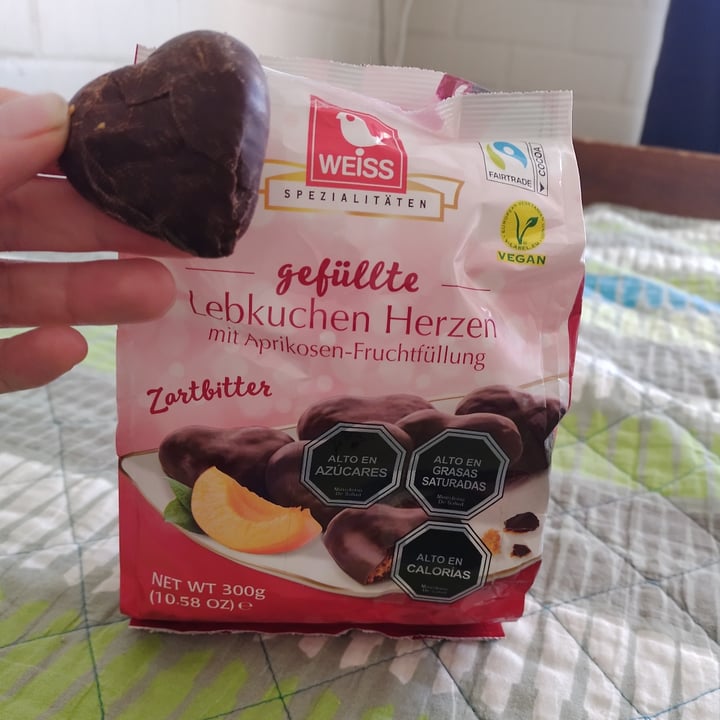 photo of Weiss Spezialitäten Lebkuchen Herzen shared by @sashagarces on  28 Nov 2022 - review