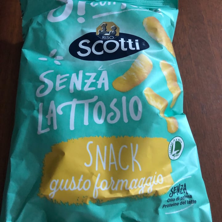 photo of Riso Scotti Snack gusto formaggio shared by @ambra95 on  11 Dec 2020 - review