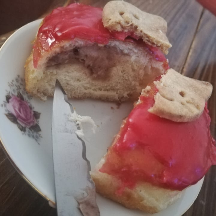 review photo of Brammibal's Donuts Cat Day Special shared by @lieselotte on 07 Aug 2022 - review