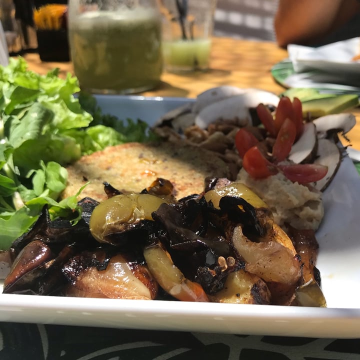 photo of Bar Los Troncos Plato Vegano Los Troncos shared by @sechague on  25 Nov 2021 - review