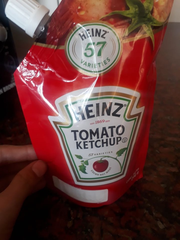 photo of Heinz Organic Tomato Ketchup shared by @camilavalenzuela on  10 Dec 2019 - review