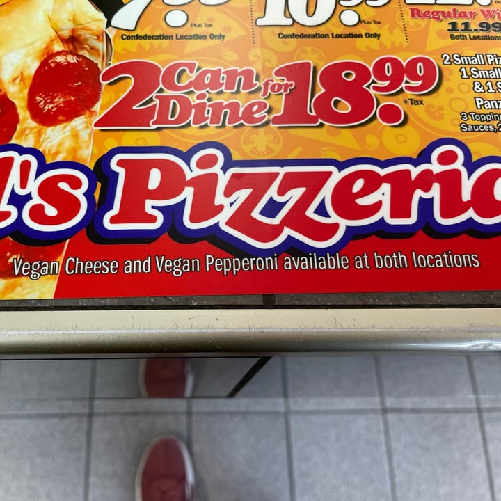 photo of Al's Pizzeria Vegan cheese and pepperoni pizza shared by @sara18 on  20 Jun 2022 - review