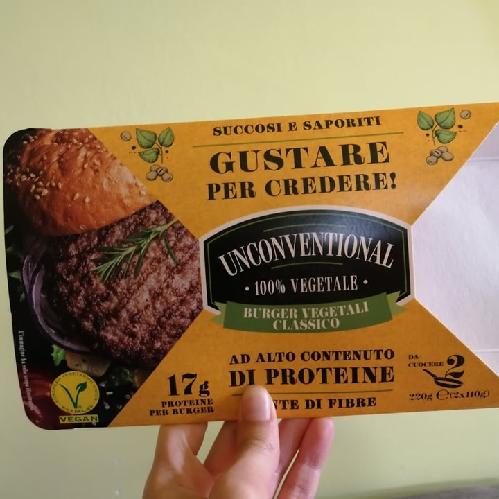 photo of Unconventional Burger Vegetale Classico - Classic Burger shared by @liviamod on  24 Jun 2022 - review