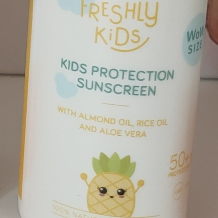 photo of Freshly Cosmetics Freshly kids, crema solar kids protection shared by @saravegana on  04 Jul 2021 - review
