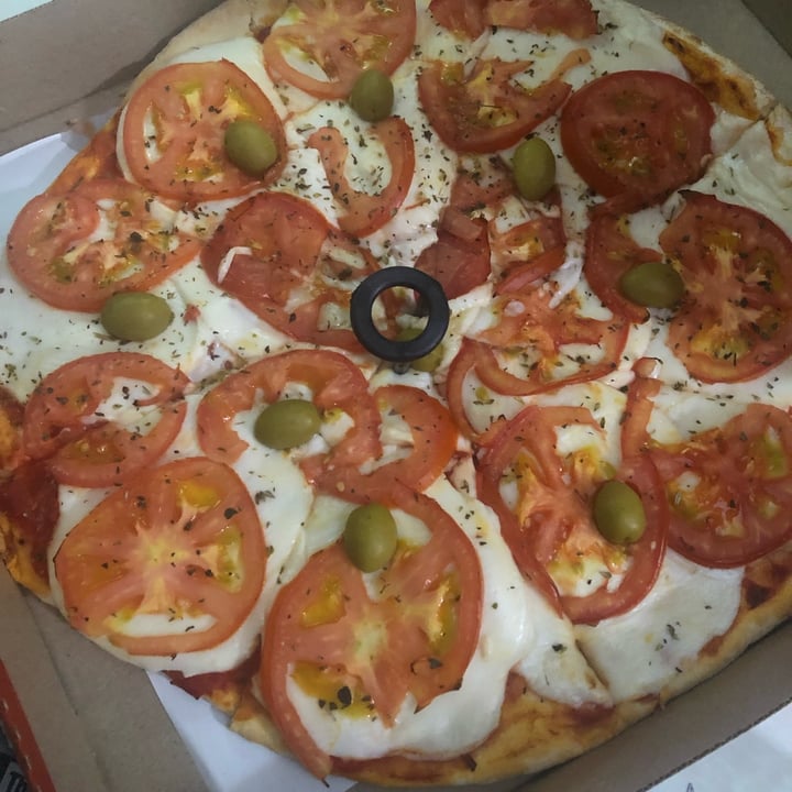 review photo of Empanadas de 10.Pacheco Pizza napolitana shared by @jimbra on 19 Apr 2022 - review