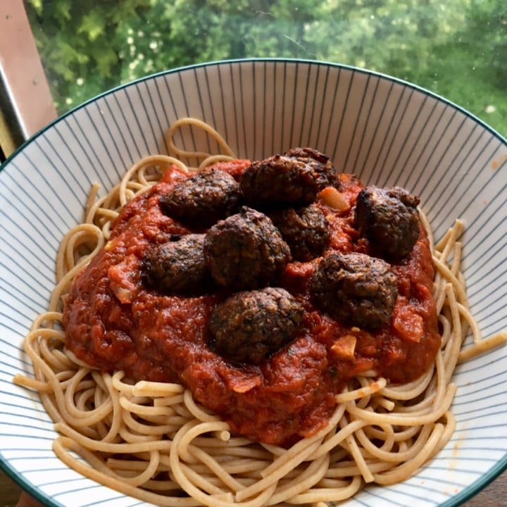 Linda McCartney's Vegetarian Meatballs Review abillion