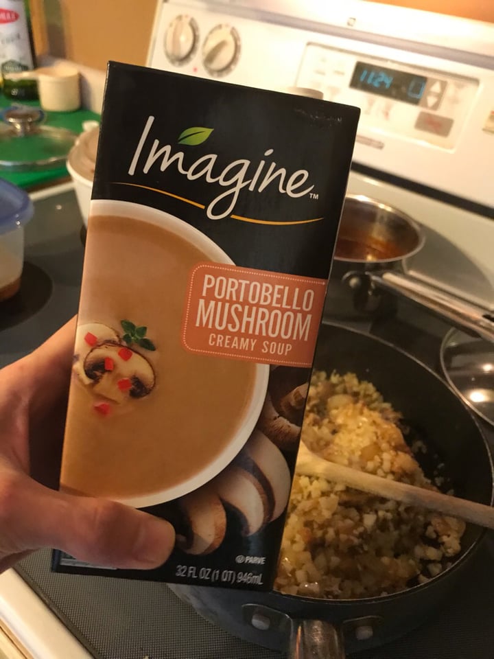 photo of Imagine Foods Creamy Portobello Mushroom Soup shared by @tryingveganwithmario on  22 Nov 2018 - review