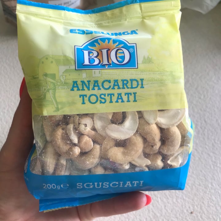 photo of Esselunga Bio Anacardi tostati shared by @rebeljana on  13 May 2021 - review