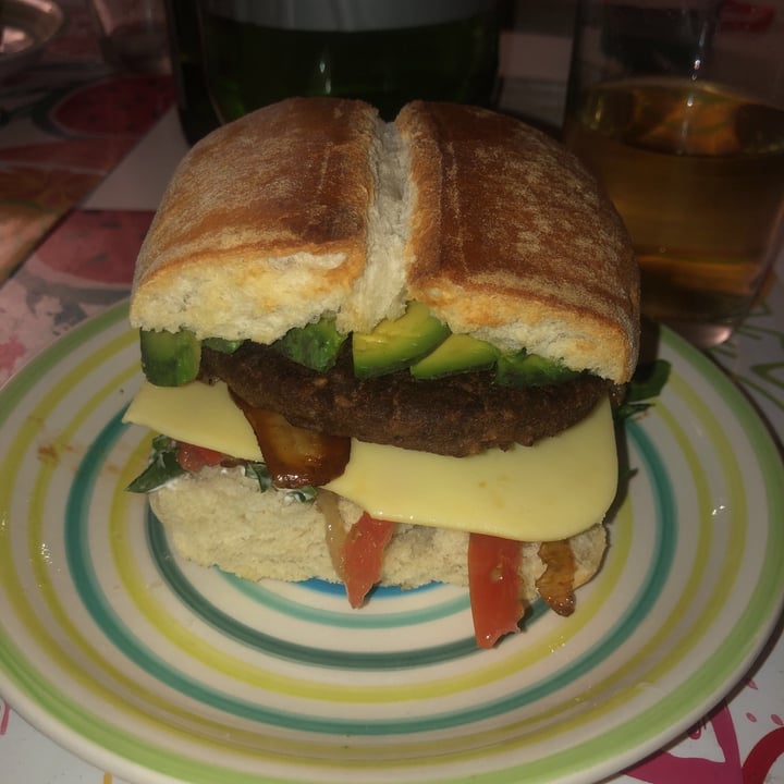 photo of Receta del abuelo Vegan Burger Plant Based shared by @ignagarfias on  21 Jan 2021 - review