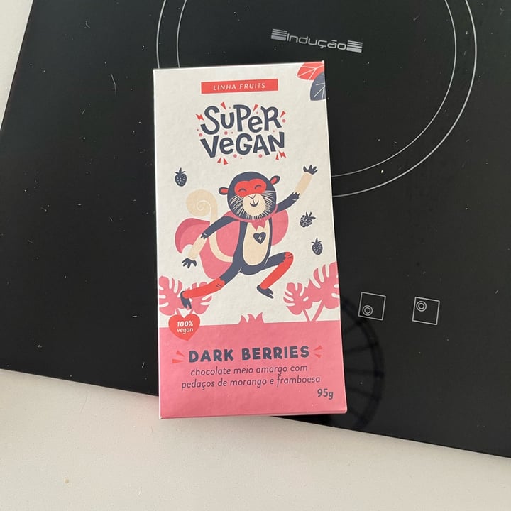 review photo of Super Vegan Barra De Chocolate - Dark Berries (95g) shared by @brigidaalves on 19 Jun 2022 - review