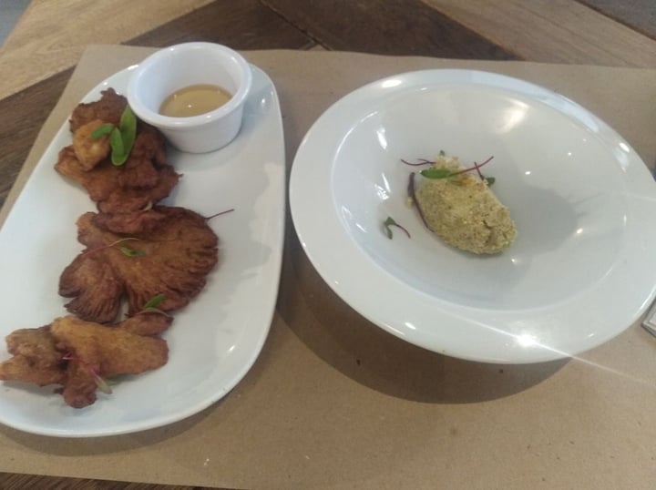 review photo of De Raíz Cocina Café Hongos apanados shared by @caalsoya on 05 Aug 2019 - review