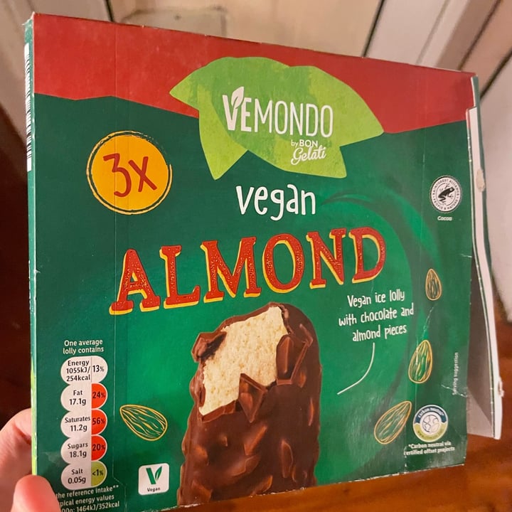 photo of Vemondo Vegan almond shared by @emmajwheeler on  02 Jun 2022 - review
