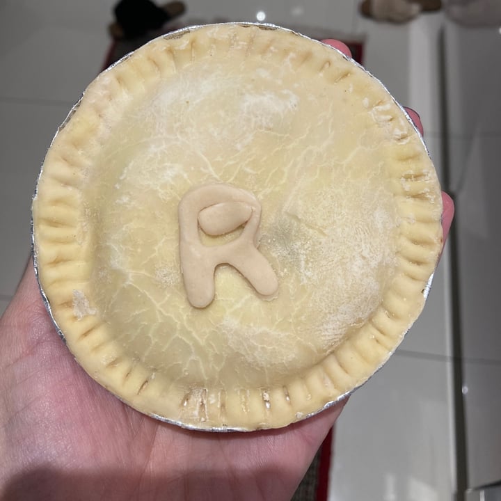 review photo of Vegan Protein ZA Gluten free lentil and red wine pie shared by @phoebekon2 on 05 Aug 2020 - review