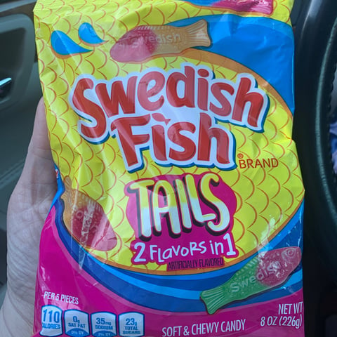 Swedish Fish TAILS 2 Flavors in 1 Reviews