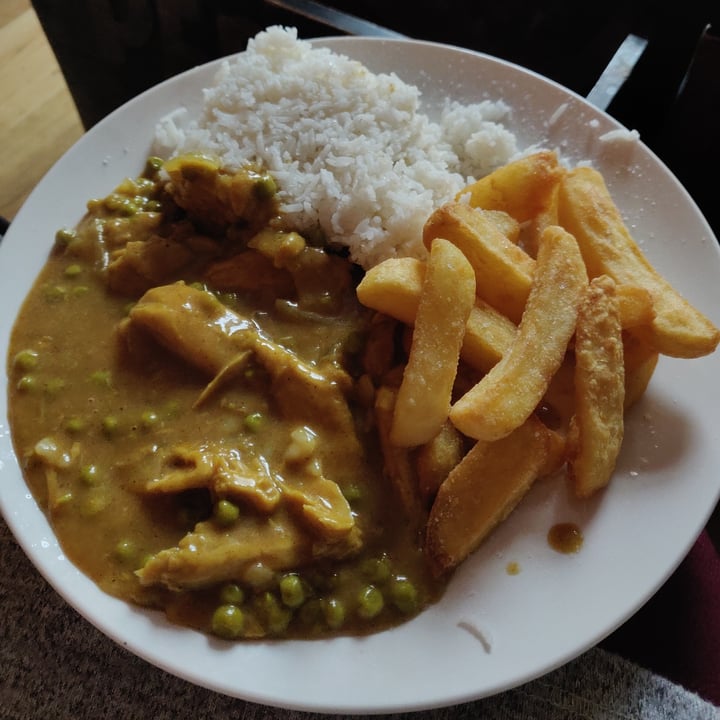 photo of Alternatively Vegan Chinese Chicken Curry shared by @pointsofellie on  12 Jun 2020 - review