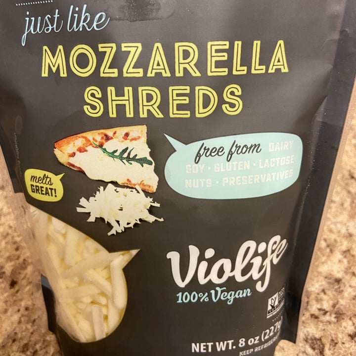 photo of Violife Queso Rallado sabor a Mozzarella shared by @vegansattva on  12 Mar 2021 - review