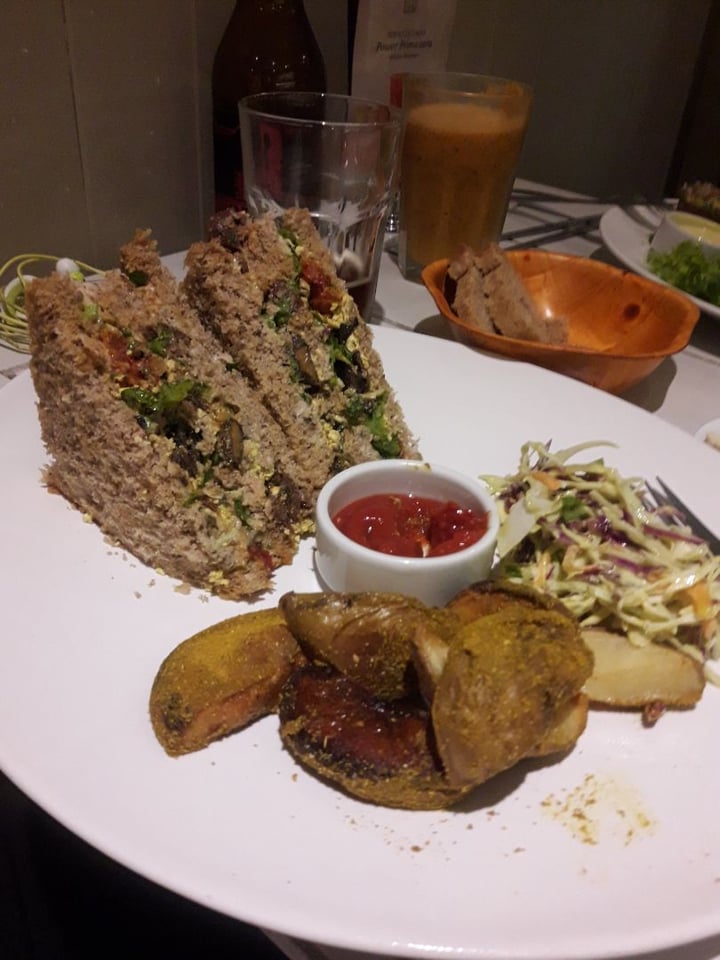 photo of Buenos Aires Verde - Belgrano Tuna Club Sandwich shared by @diegogers on  01 Nov 2019 - review