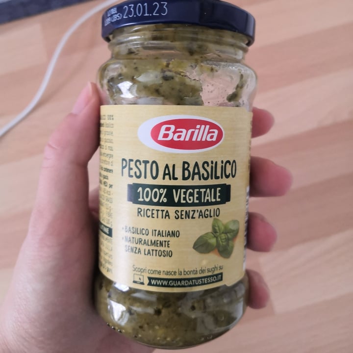 photo of Barilla Pesto Basilico Vegan shared by @gsavioz on  04 Jun 2022 - review