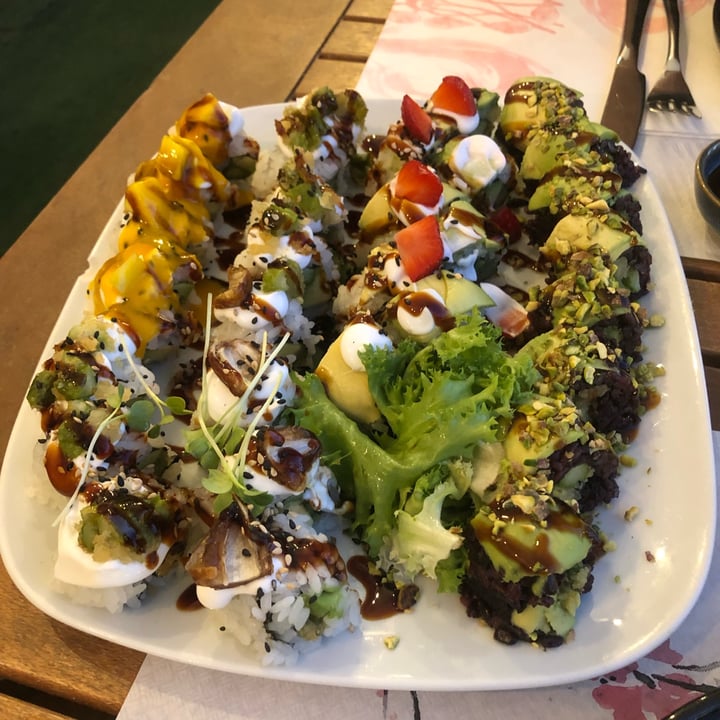 photo of Ristorante Sushi House Misto Sushi Vegan shared by @nenermind on  06 Jun 2022 - review