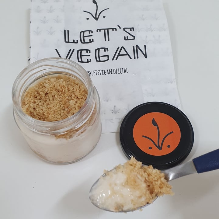 photo of Let's Vegan - Comida Vegana Torta de Limão shared by @patimurno on  26 Mar 2022 - review