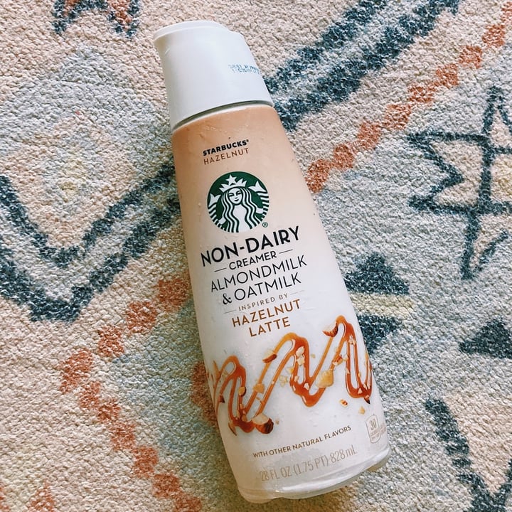 photo of Starbucks Non-Dairy Creamer Hazelnut Latte shared by @rachrice on  15 Aug 2021 - review