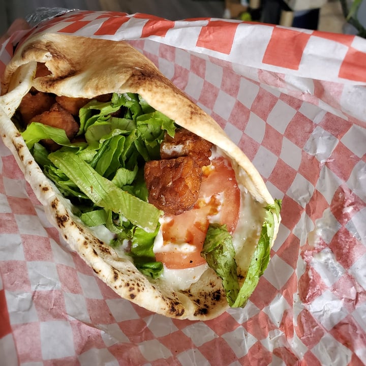 photo of Aux Vivres Plateau Gyro shared by @emmathestrange on  11 Aug 2020 - review