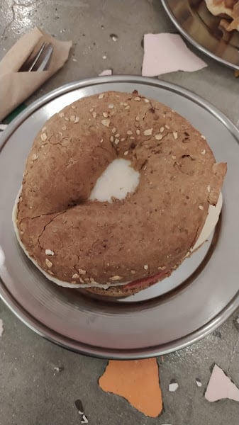 photo of Bioma Plant Based Café Belgrano Bagel de jamón y queso shared by @ariiwtff on  09 Feb 2022 - review