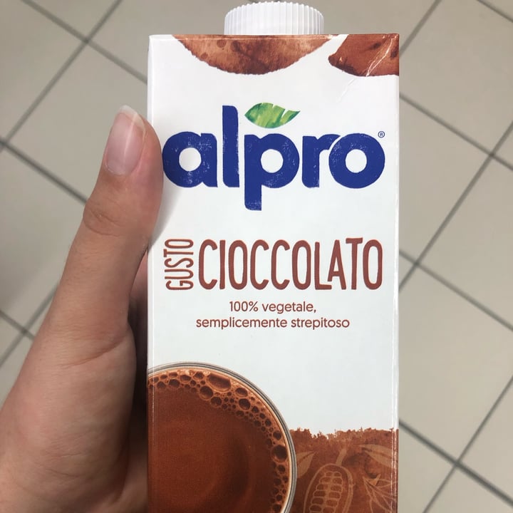 photo of Alpro Alpro Latte Al Cioccolato shared by @stellaboscariol on  14 Jun 2022 - review