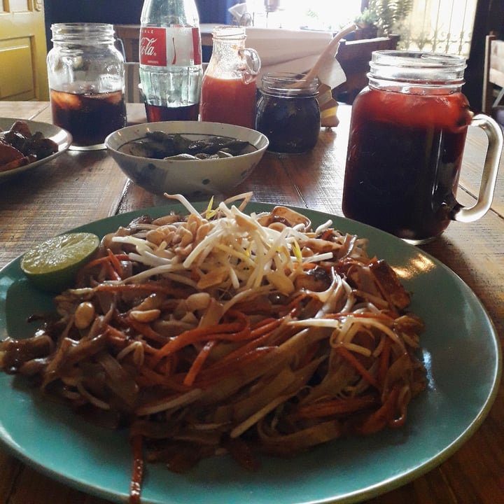 photo of Thai Thai Pad Thai shared by @erikaruiz97 on  08 Oct 2020 - review