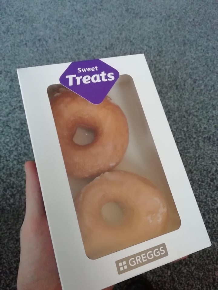 photo of Greggs Vegan Glazed Ring Doughnut shared by @immissnothing on  09 Mar 2020 - review