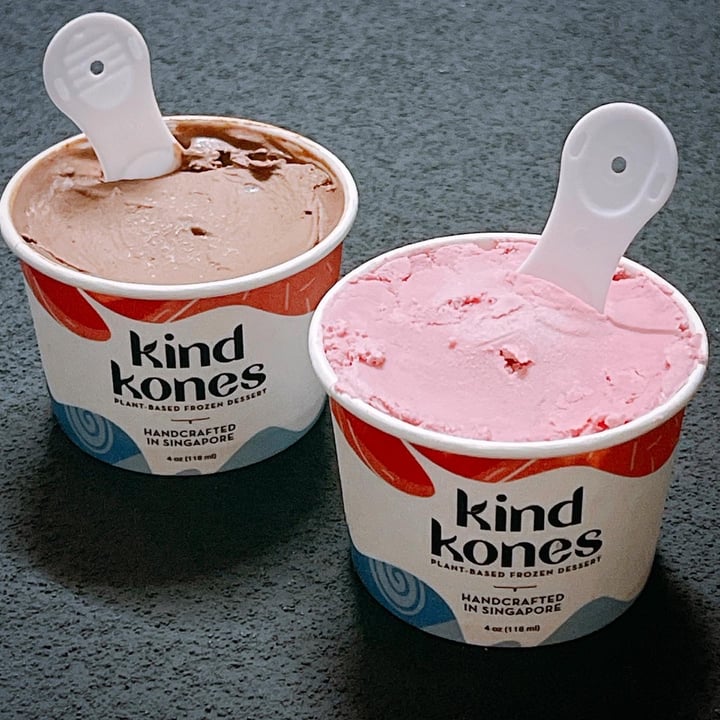 photo of Kind Kones Salted Chocolate Chip shared by @veggiexplorer on  20 May 2022 - review