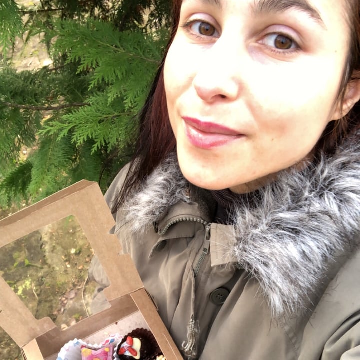 review photo of Loving Hut Christmas Box shared by @marinavlaykova on 27 Dec 2020 - review