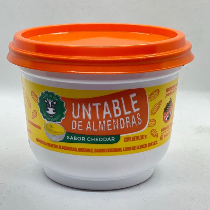 photo of Felices Las Vacas Untable de Almendras Sabor Cheddar shared by @bleverone on  04 Jul 2021 - review