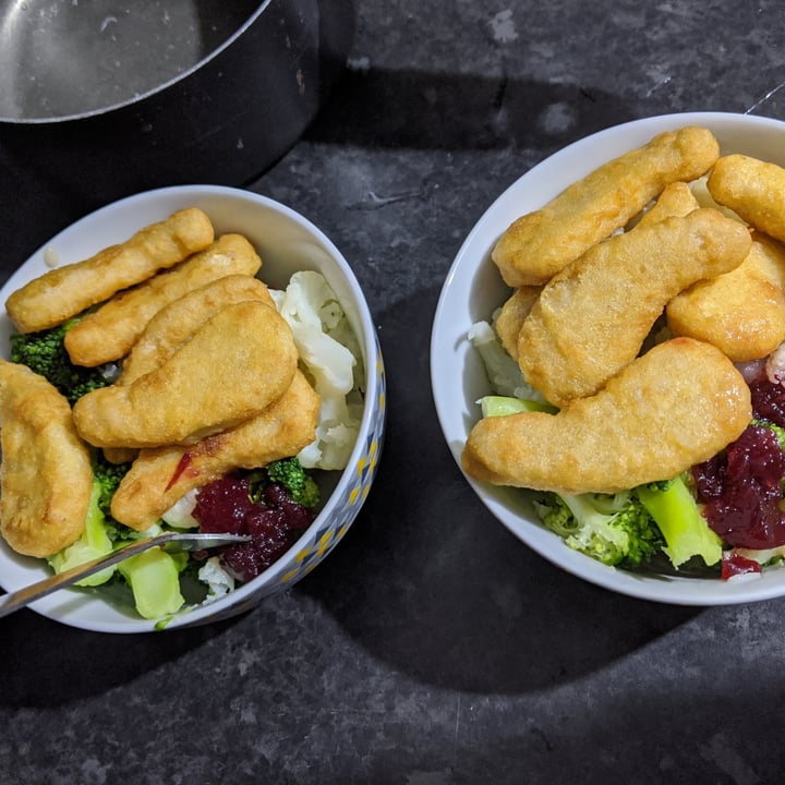 photo of Findus Chicken Free Dippers shared by @vegans0ph3 on  31 Jan 2021 - review