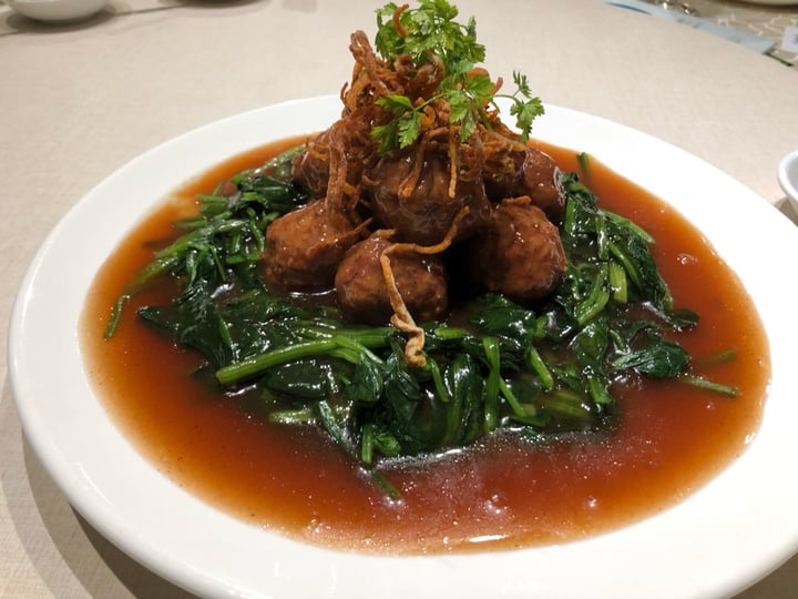 photo of LingZhi Vegetarian - Liat Towers Braised Lion’s Head Mushroom Ball with Seasonal Vegetables shared by @biapol on  30 Jul 2019 - review