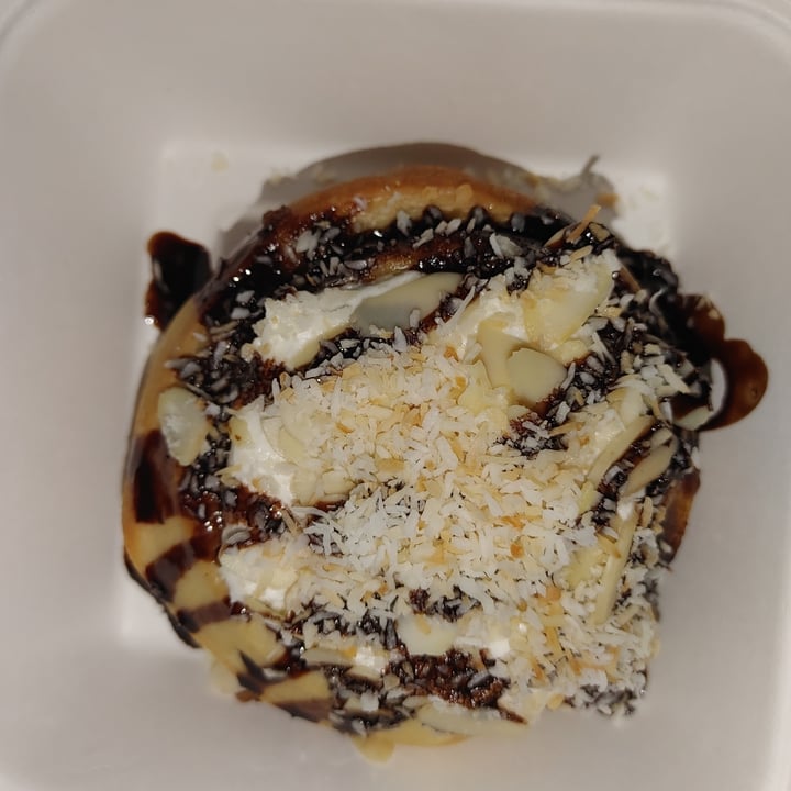 photo of Cinnaholic Almond Joy Roll shared by @romeoluv1 on  12 Nov 2021 - review