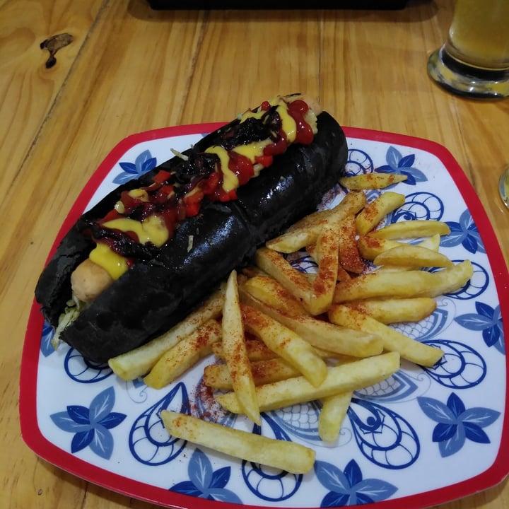 review photo of Mercy vegan food Hiphop hotdog shared by @diegomerchanm on 15 Jul 2021 - review