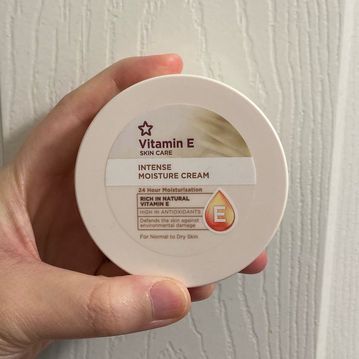 photo of Superdrug Store plc Vitamin E Intense Moisture Cream shared by @verypotato on  18 Feb 2022 - review