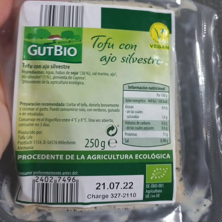 photo of GutBio Tofu con Ajo Silvestre shared by @amoresvegan on  10 Jun 2022 - review