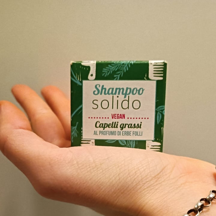 review photo of Lamazuna Shampoo solido alle Erbe Folli shared by @micinpink on 01 Apr 2022 - review
