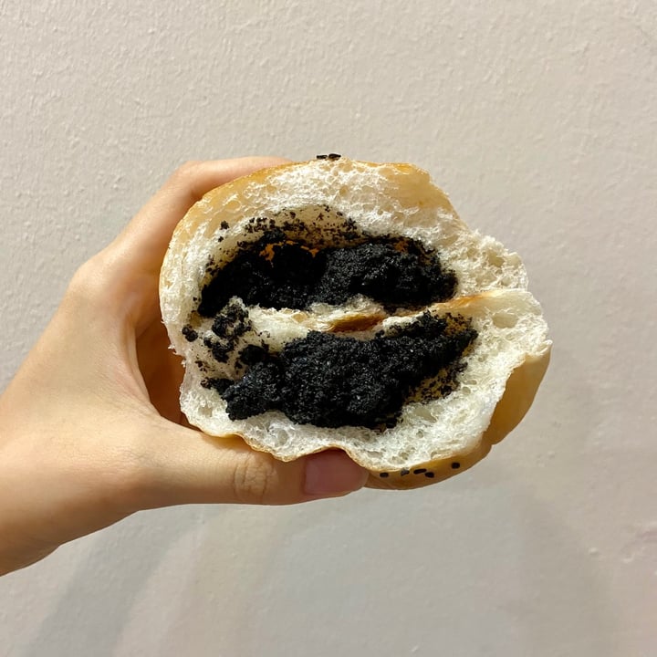 photo of Almond Bakery (Vegetarian) Black Sesame Bun shared by @kohliflower on  06 Mar 2021 - review