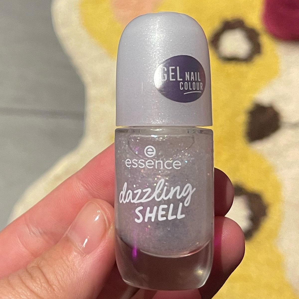 Essence 18 dazzling SHELL gel nail color Reviews abillion