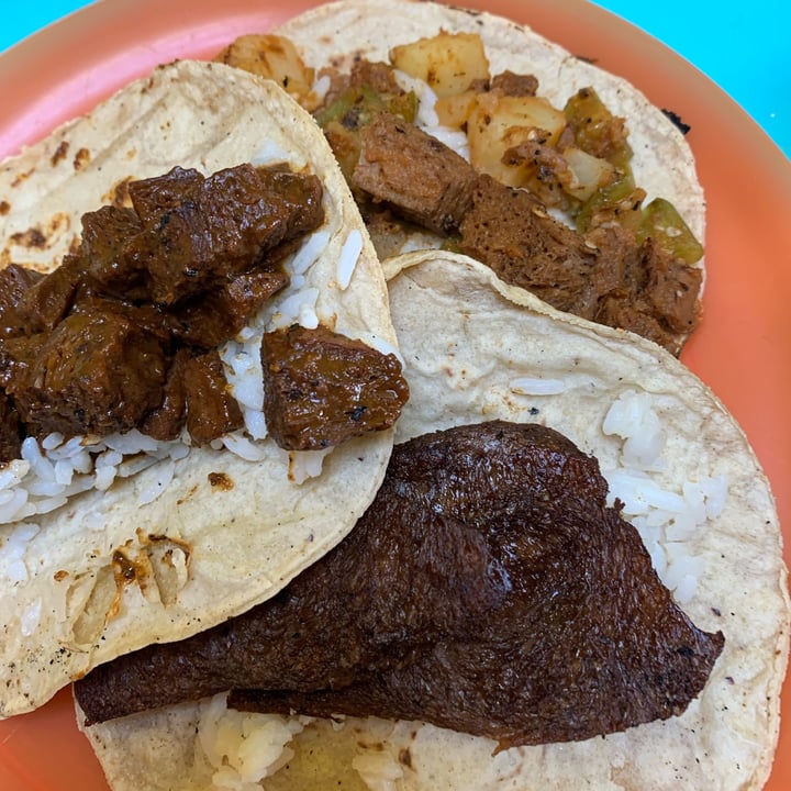 photo of Tacotlan Vegano Tacos Veganos shared by @yoatzin on  13 Nov 2022 - review