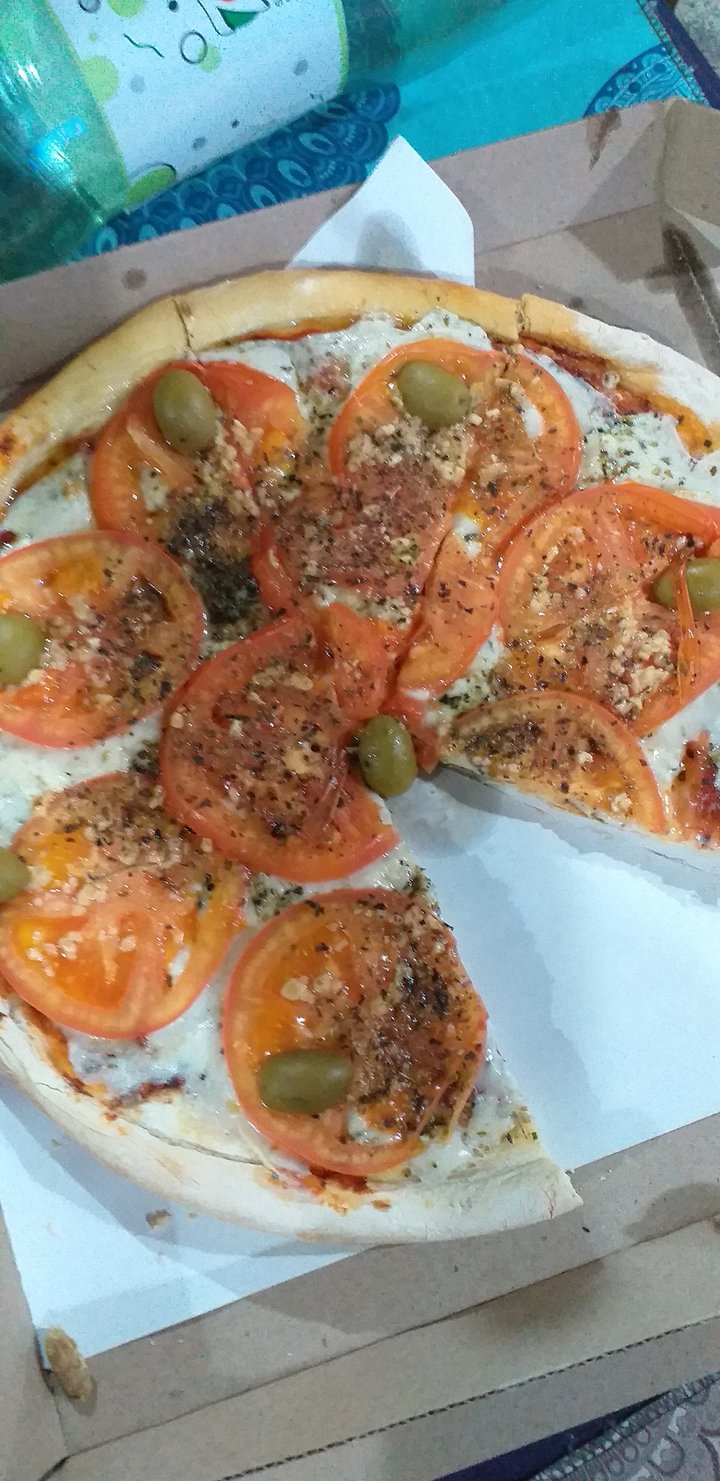 photo of Olivia Empanadas & Pizzas - Avellaneda Pizza Napolitana Vegana shared by @lusi7 on  06 Oct 2021 - review