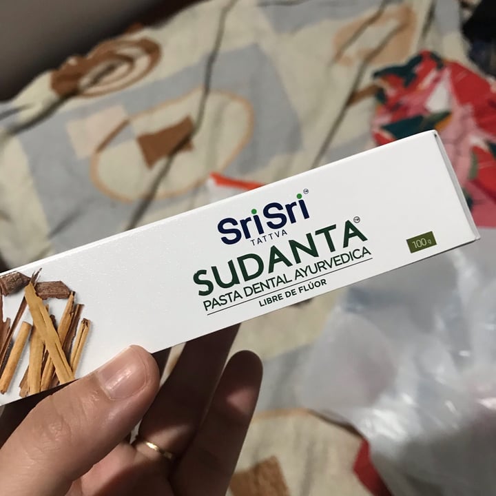 photo of SriSri Tattva Sudanta Pasta Dental Libre de Fluor 100gr shared by @valexika on  08 Apr 2021 - review
