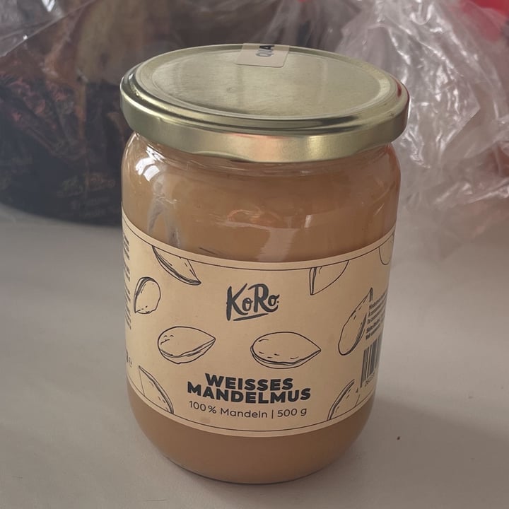 photo of Koro Crema di mandorle chiare shared by @bmartina on  09 Apr 2022 - review