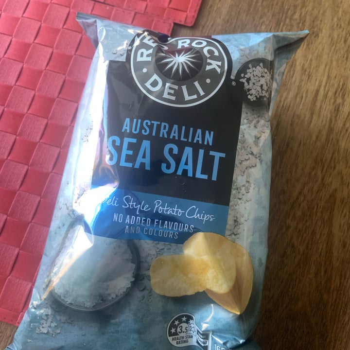 photo of Red Rock Deli Sea Salt Deli Style Potato Chips shared by @justlyn3 on  26 Nov 2021 - review